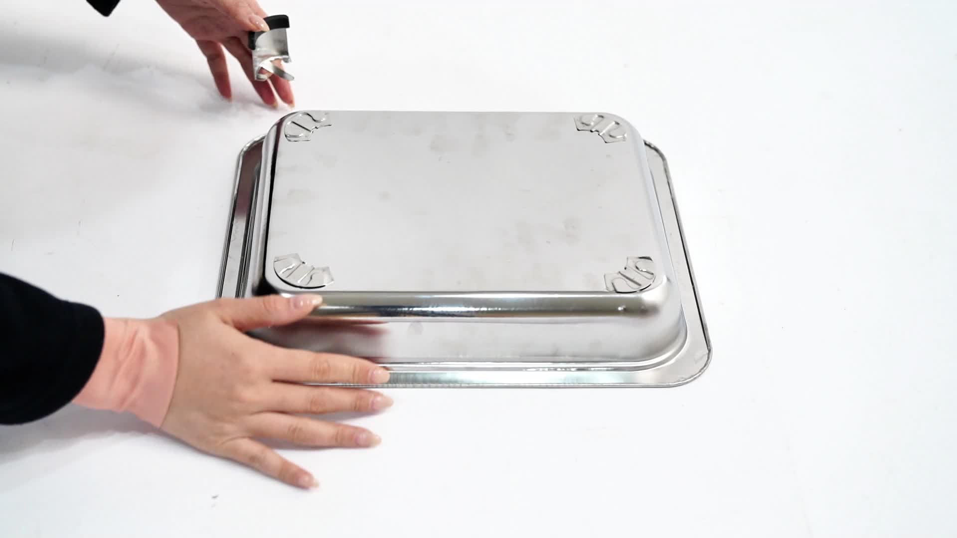 4pcs Stainless Steel Buffet Serving Trays – Keep Food Warm & Stylish for Any Occasion